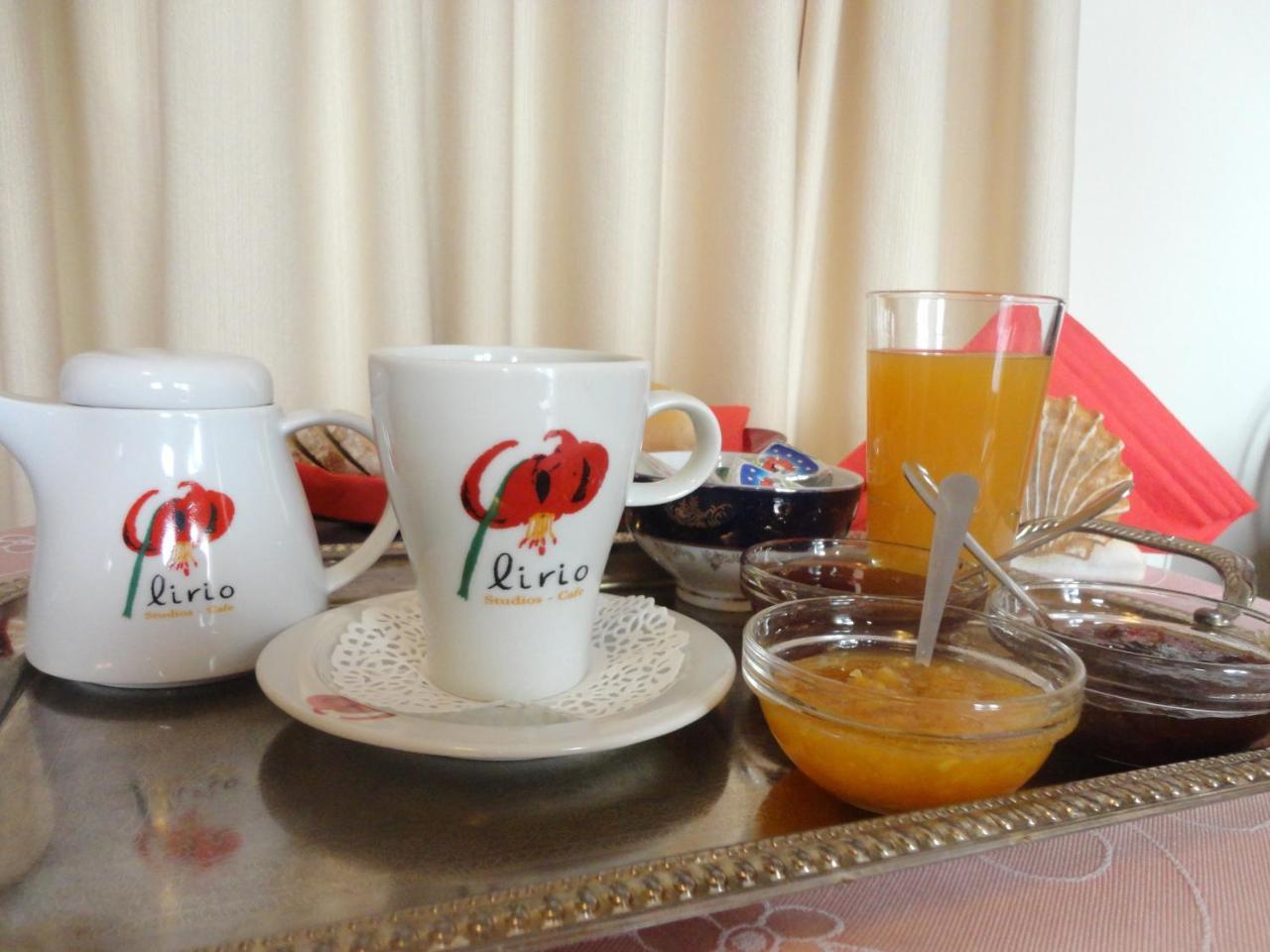 Lirio Guest House Makrakómi المظهر الخارجي الصورة