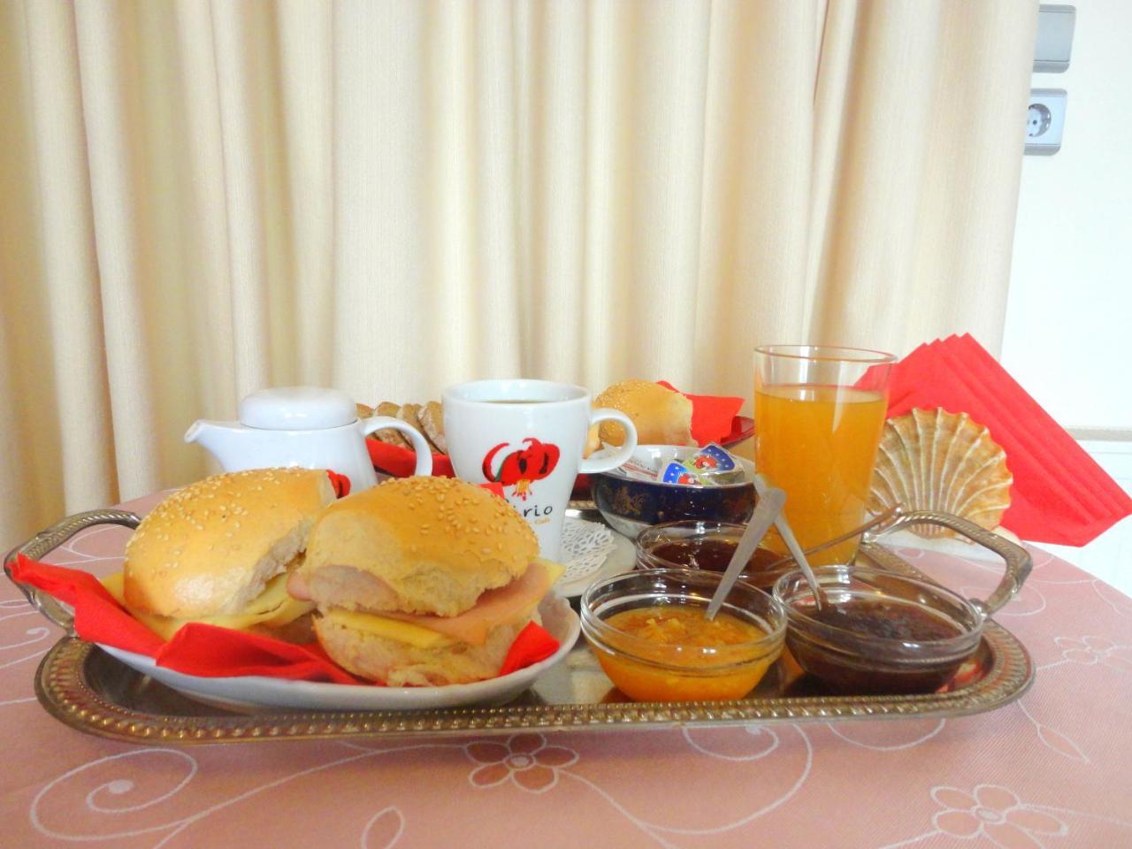 Lirio Guest House Makrakómi المظهر الخارجي الصورة