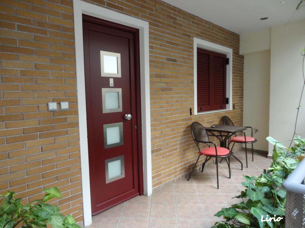 Lirio Guest House Makrakómi المظهر الخارجي الصورة